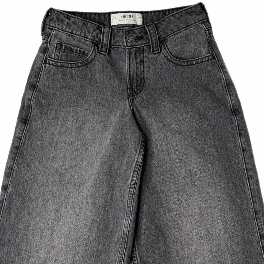 Hollister | Low Rise Super Baggy Jeans - 24 Short - Picture 4 of 14